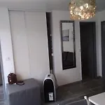 - Rénové Climatisé 2/3 Pers, Parking Sécurisé, à 50m De La Du Grazel - Fr-1-796-16 * Gruissan