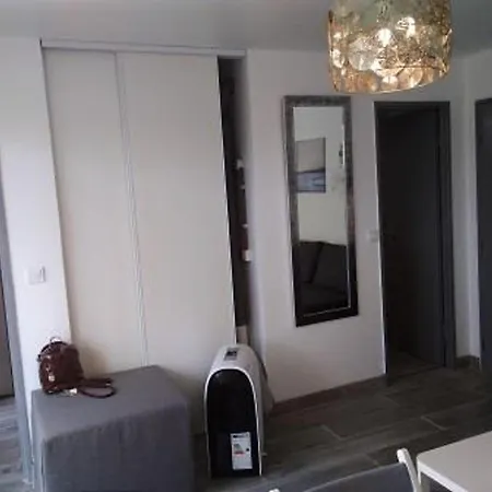 - Renove Climatise 2/3 Pers, Parking Securise, A 50m De La Du Grazel - Fr-1-796-16 * Gruissan