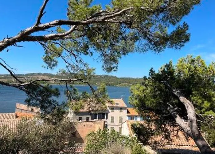 - Renove Climatise 2/3 Pers, Parking Securise, A 50m De La Du Grazel - Fr-1-796-16